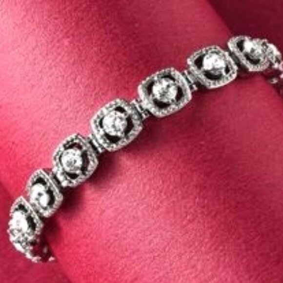 Swarovski Crystal Bracelet Silver-Tone Stainless Steel Adjustable - NWT - Picture 2 of 11